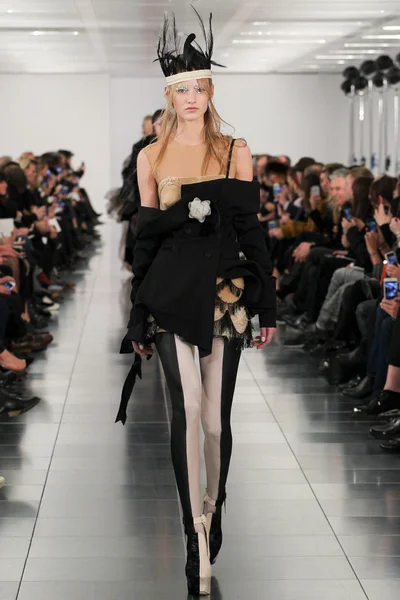Look 2